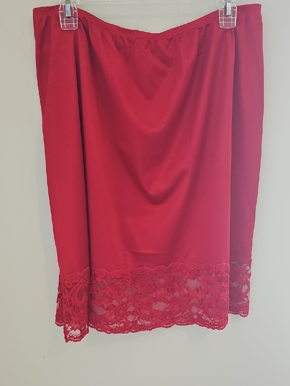 Cabernet Vintage 70's Red Lace Hem 1/2 Slip. XL